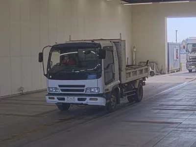Isuzu FORWARD  с аукциона в Японии