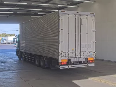 Mitsubishi SUPER GREAT  с аукциона в Японии