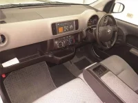 Daihatsu Boon лот № 70192 оценка 3.5  с аукциона в Японии 3