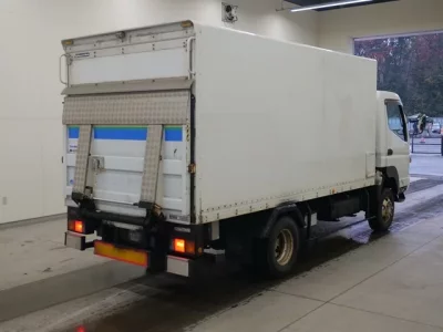 Mitsubishi CANTER  с аукциона в Японии