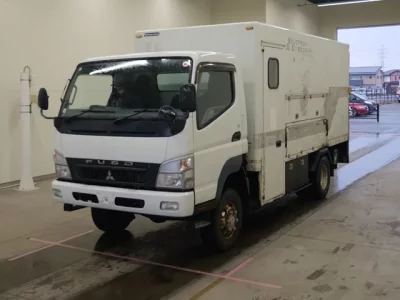 Mitsubishi CANTER  с аукциона в Японии