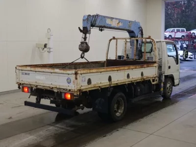 Isuzu ELF  с аукциона в Японии
