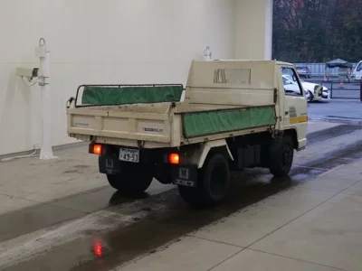 Isuzu ELF  с аукциона в Японии