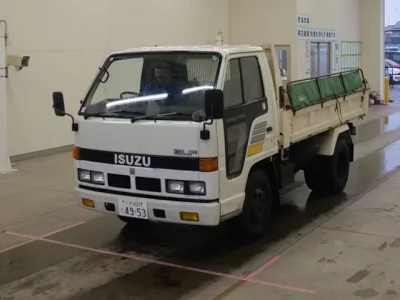 Isuzu ELF  с аукциона в Японии