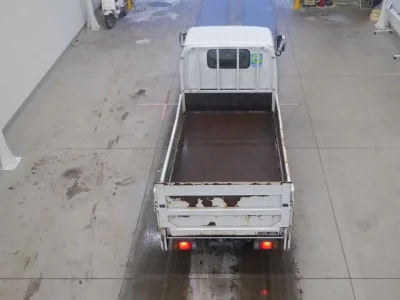 Isuzu ELF  с аукциона в Японии