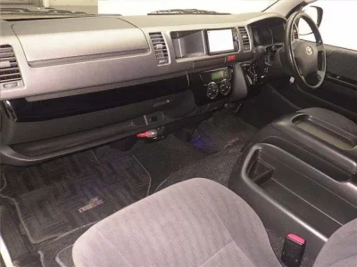 Toyota HIACE VAN  с аукциона в Японии
