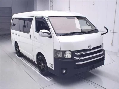 Toyota HIACE VAN  с аукциона в Японии