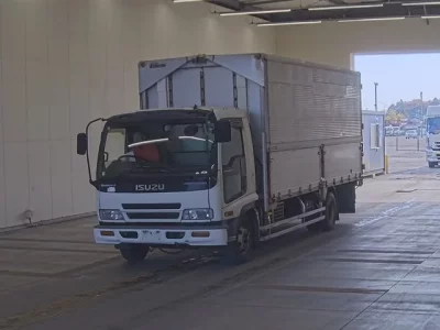 Isuzu FORWARD  с аукциона в Японии