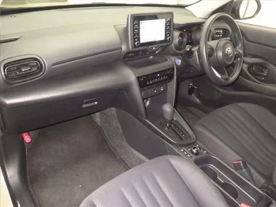 Toyota YARIS CROSS  с аукциона в Японии