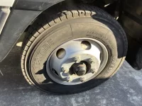 Isuzu FORWARD лот № 3247 оценка 3.5  с аукциона в Японии 8