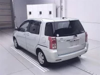 Toyota RAUM лот № 70220 оценка R  с аукциона в Японии 1