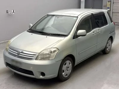 Toyota RAUM  с аукциона в Японии