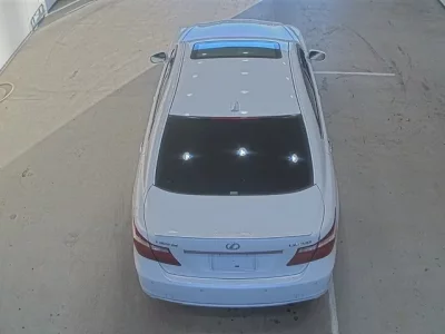 Lexus LS  с аукциона в Японии