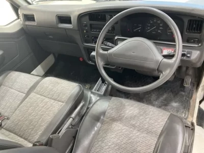 Nissan CARAVAN VAN  с аукциона в Японии