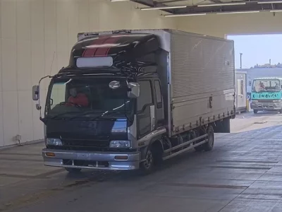Isuzu FORWARD  с аукциона в Японии