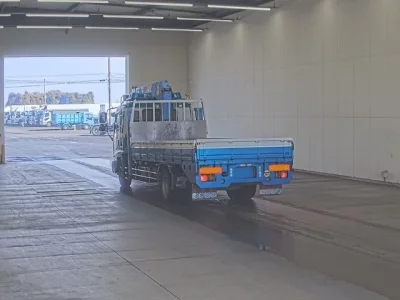 Isuzu FORWARD  с аукциона в Японии