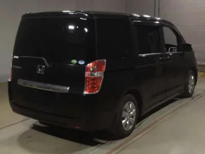 Honda STEP WAGON  с аукциона в Японии