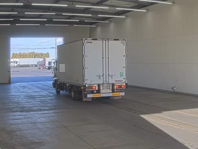 Isuzu FORWARD  с аукциона в Японии