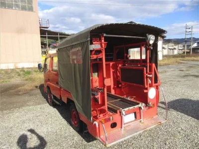 Toyota DYNA  с аукциона в Японии