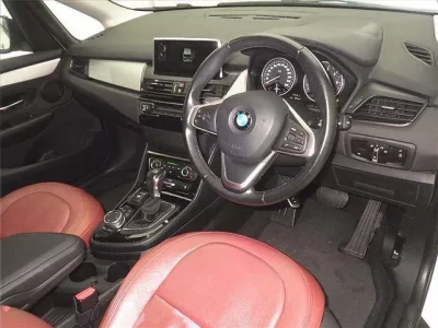 BMW 2-Series  с аукциона в Японии