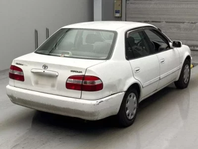 Toyota COROLLA  с аукциона в Японии