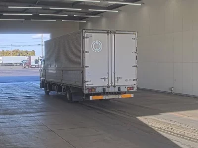 Isuzu FORWARD  с аукциона в Японии