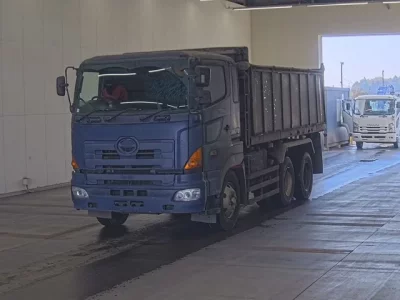 Hino PROFIA  с аукциона в Японии
