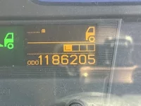 Nissan QUON лот № 4138 оценка R  с аукциона в Японии 6