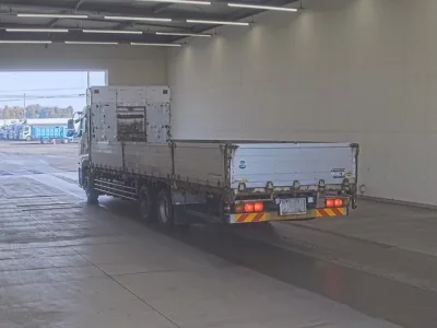 Nissan QUON  с аукциона в Японии