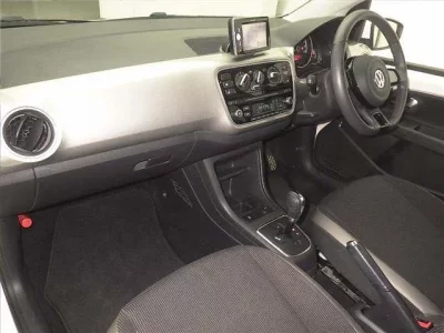 Volkswagen UP  с аукциона в Японии