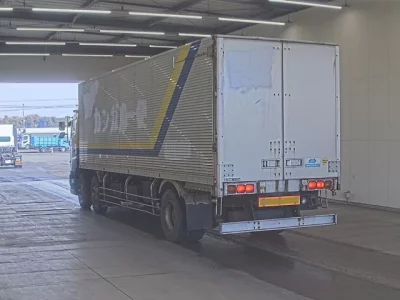 Hino PROFIA  с аукциона в Японии