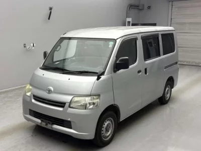 Toyota LITE ACE VAN  с аукциона в Японии