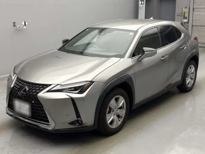 Lexus UX  с аукциона в Японии