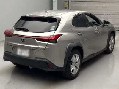 Lexus UX  с аукциона в Японии