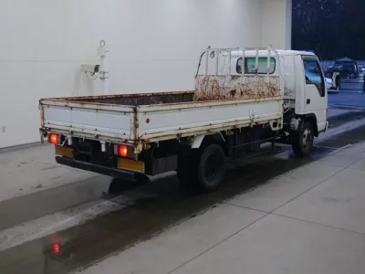 Isuzu ELF  с аукциона в Японии