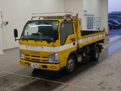 Isuzu ELF