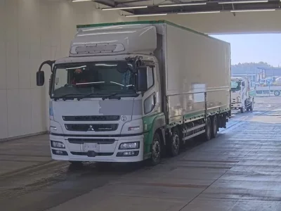 Mitsubishi SUPER GREAT  с аукциона в Японии