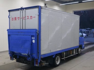 Isuzu ELF  с аукциона в Японии