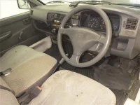 Toyota TOWN ACE TRUCK лот № 70326 оценка 3.5  с аукциона в Японии 2