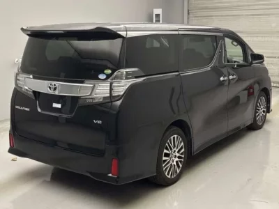 Toyota VELLFIRE  с аукциона в Японии