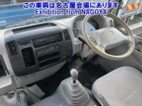 Toyota DYNA лот № 71003 оценка 3.5  с аукциона в Японии 4
