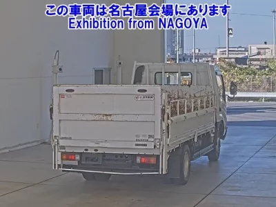 Toyota DYNA  с аукциона в Японии