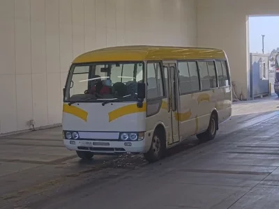 Mitsubishi BUS