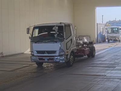 Mitsubishi FUSO FIGHTER