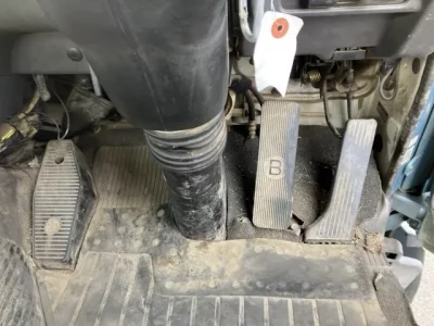 Isuzu FORWARD  с аукциона в Японии