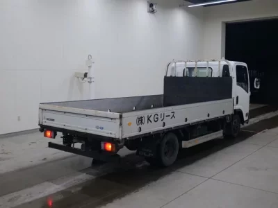 Isuzu ELF  с аукциона в Японии