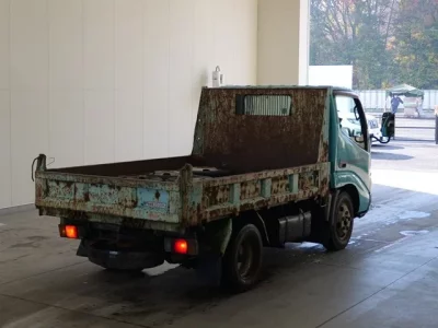 Toyota DYNA  с аукциона в Японии