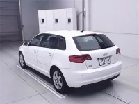 Audi A3 лот № 60010 оценка 4  с аукциона в Японии 1