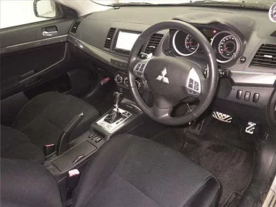 Mitsubishi GALANT FORTIS  с аукциона в Японии