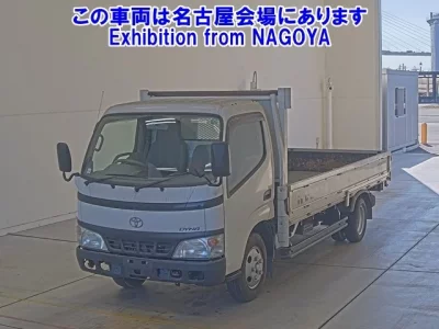 Toyota DYNA  с аукциона в Японии